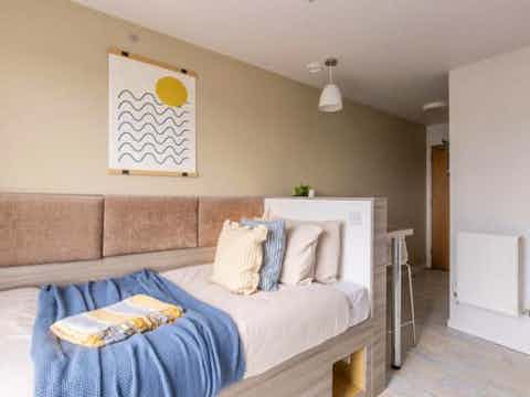 7 Bed En-suite - Bedroom