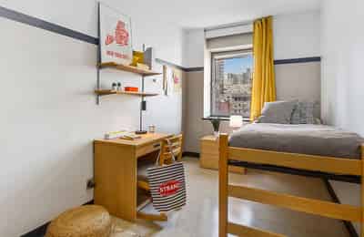 92NY, New York - New York City, New York, United States - Bedroom