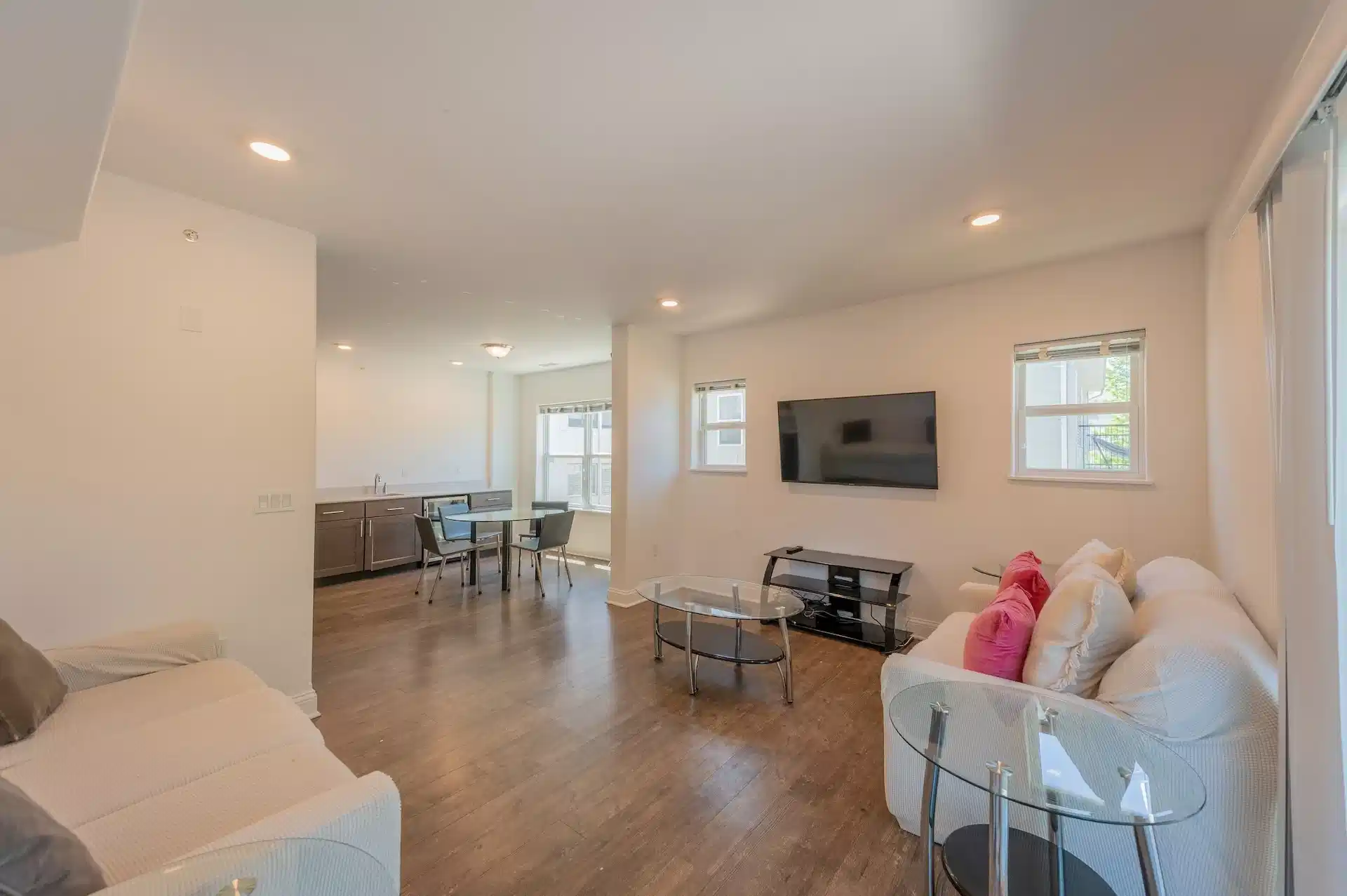 808 S 1st St-301, Champaign - Champaign, Illinois, United States - Common Area