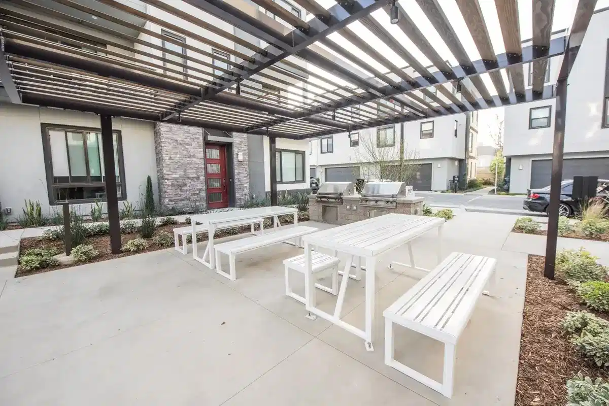 161 Schick, Irvine - Irvine, California, United States - Common Area