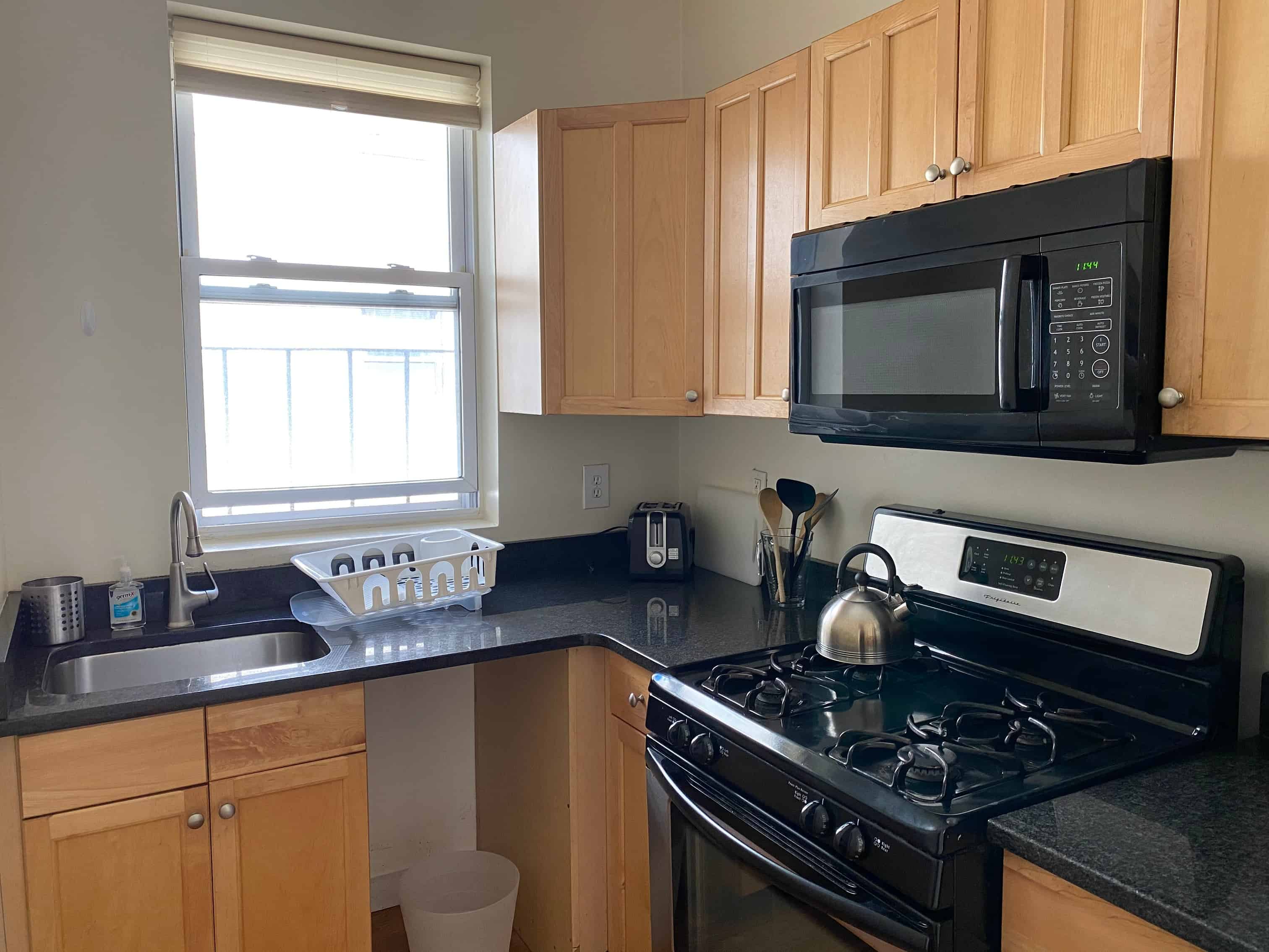 85 Park Drive, Boston - Boston, Massachusetts, United States - Kitchen