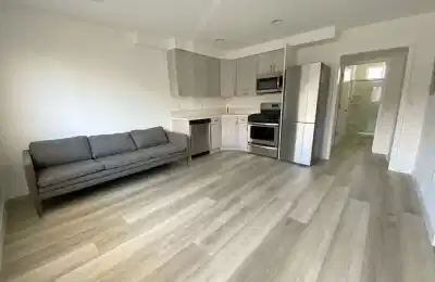1126 W 36th Pl, Los Angeles - Los Angeles, California, United States - Kitchen