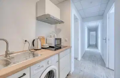 Habyt 93100, Paris - Paris, France - Kitchen