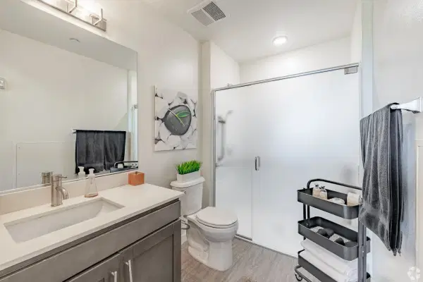 Element, Los Angeles