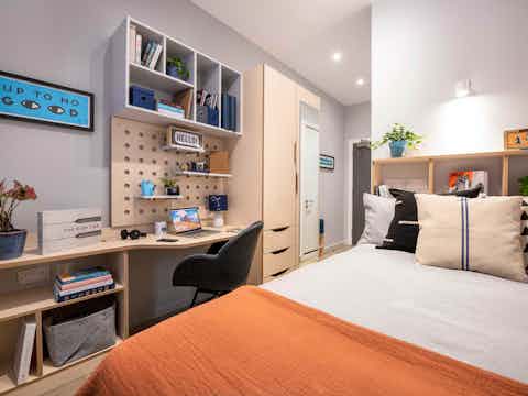 3 Bed Premium En Suite - Bedroom