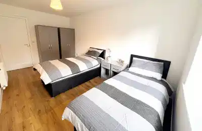 2 Kilbarry Cottages, Cork - Cork, Ireland - Female Twin Room - Bedroom