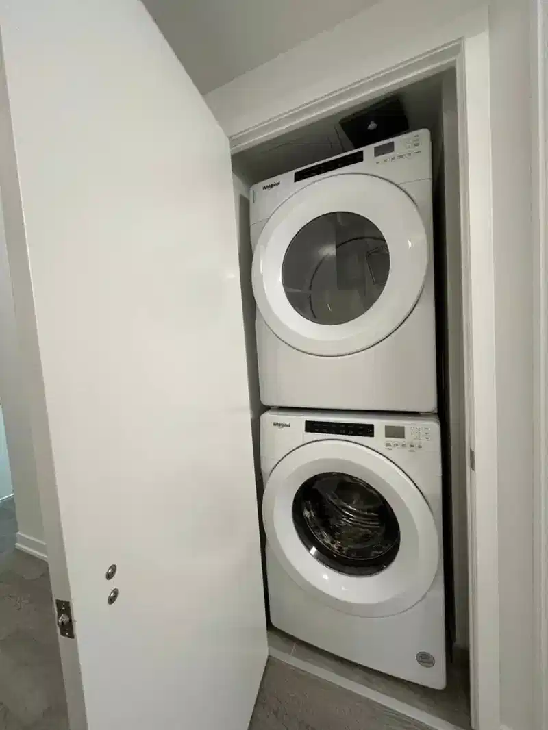 Flex Room - Bedroom?w=400&h=260&fit=crop&q=40&auto=format&trim=auto