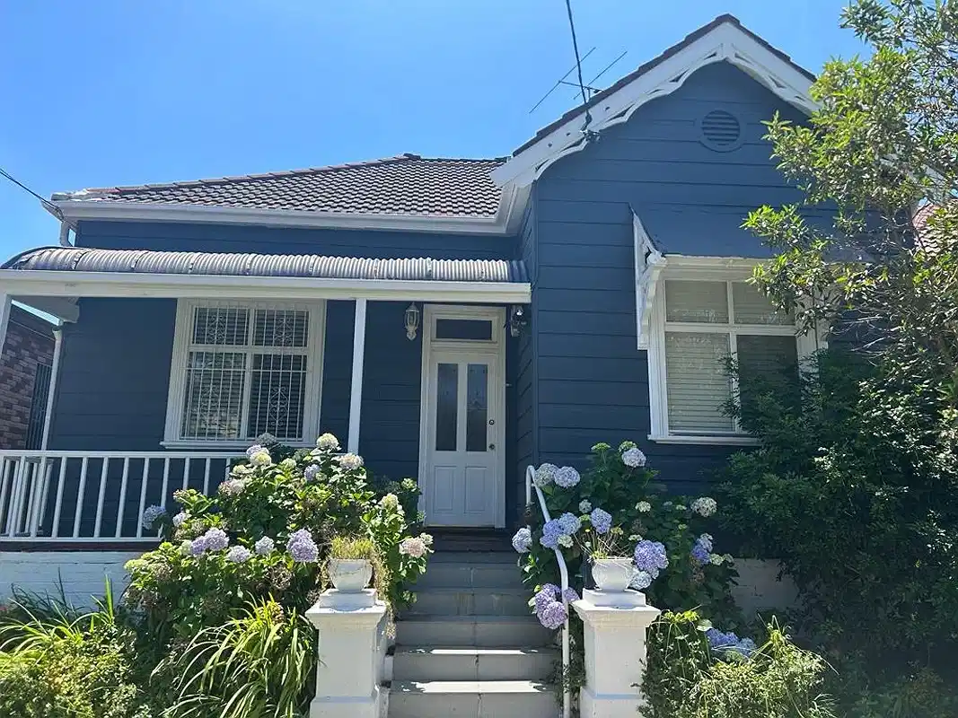 Room in a 5 Bedroom Apartment, Warialda St., Kogarah, Australia NSW 2217 - Sydney, New South Wales, Australia - Exterior