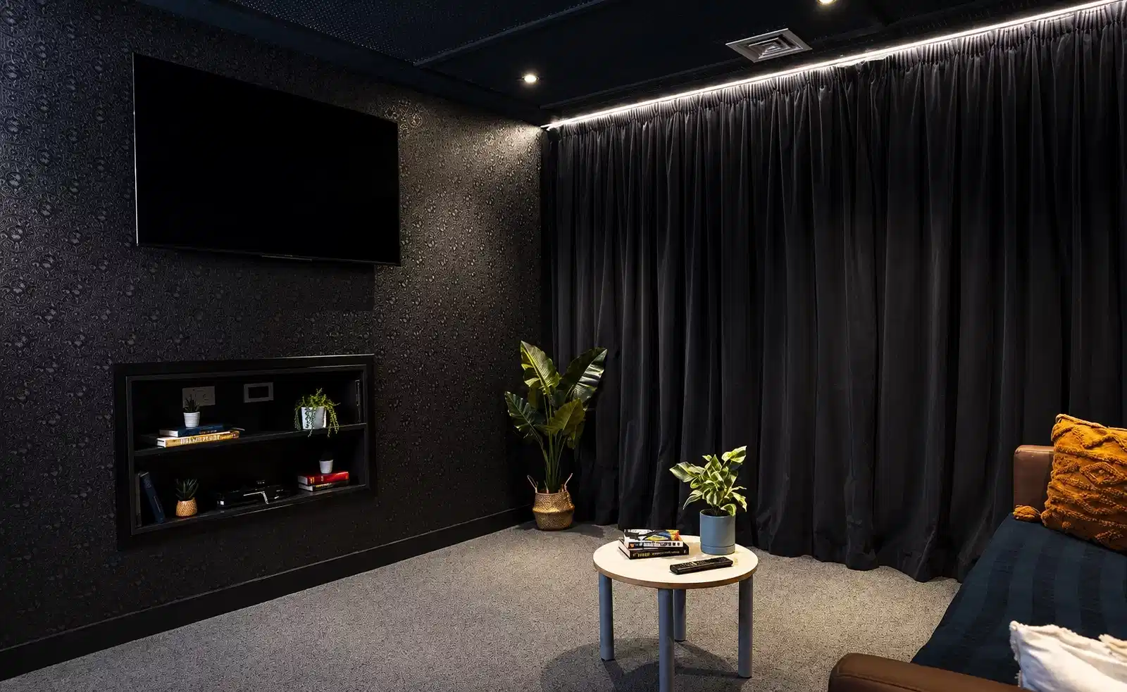 Westhill Hall, Sheffield - Sheffield, England, United Kingdom - Amenities