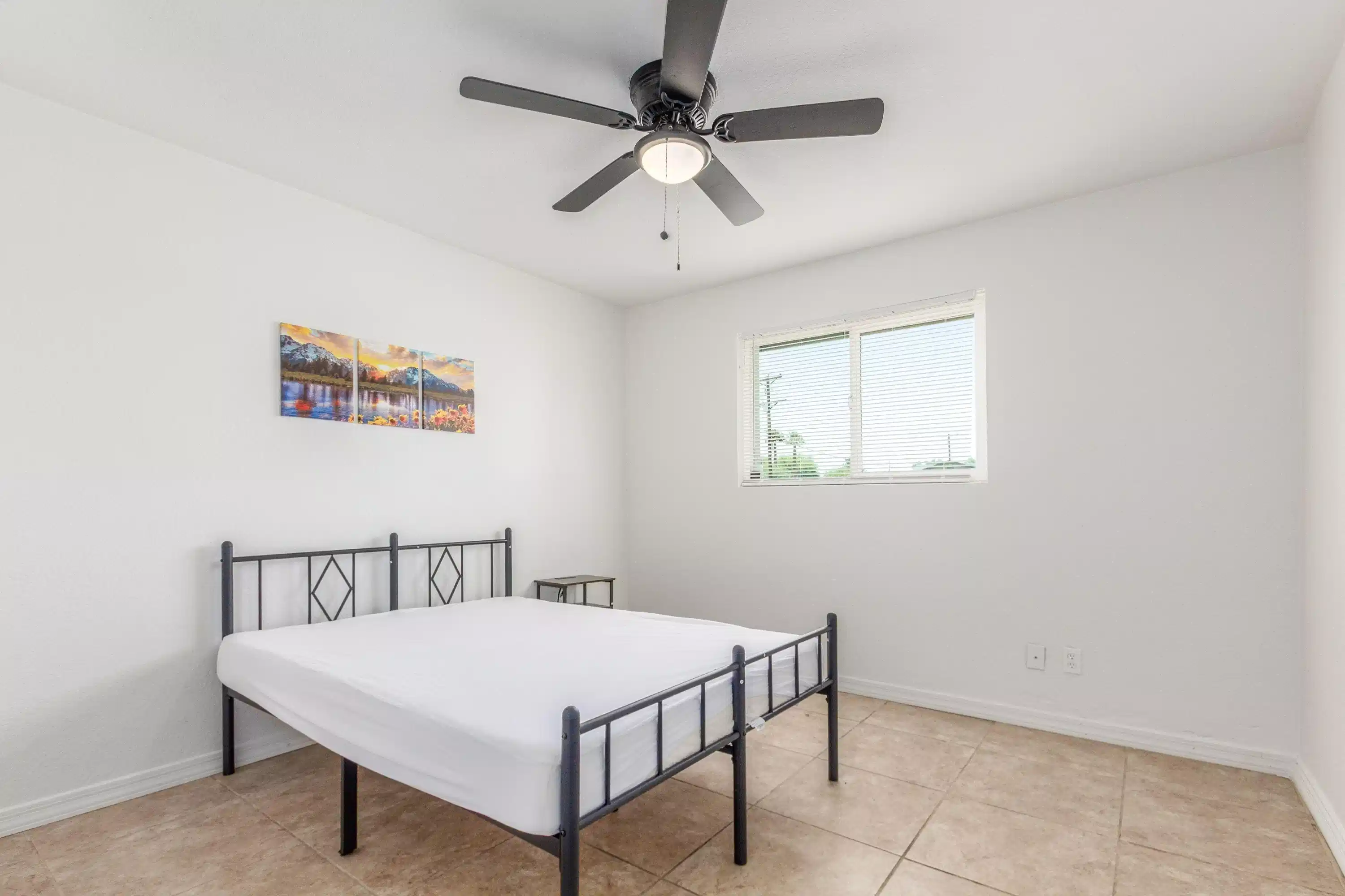 PDP 85031, Phoenix - Phoenix, Arizona, United States - #49739 : Room in 8 Bed 2 Bath - Bedroom