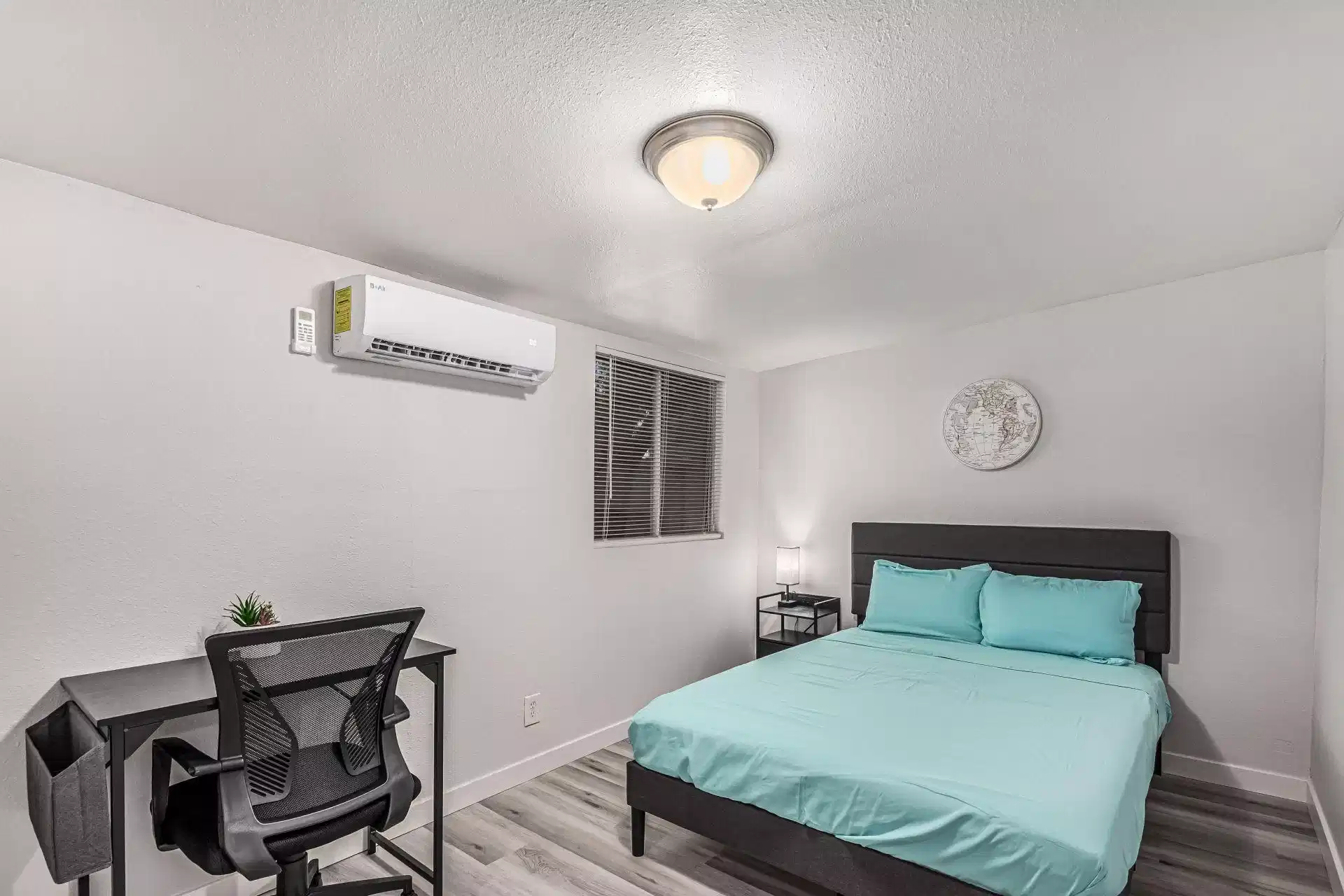 PDP 85204, Mesa - Mesa, Arizona, United States - #51226 : Room in 5 Bed 2 Bath - Bedroom