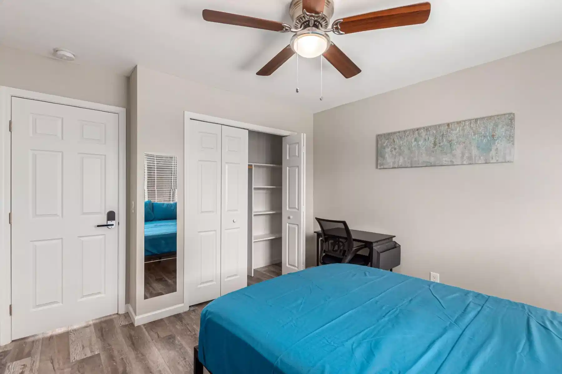 #28929 : Room in 4 Bed 1 Bath - Kitchen?w=400&h=260&fit=crop&q=40&auto=format&trim=auto