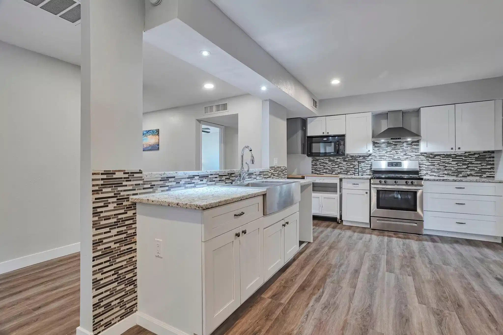 #35946: Room in 8 Bed 2 Bath - Kitchen?w=400&h=260&fit=crop&q=40&auto=format&trim=auto