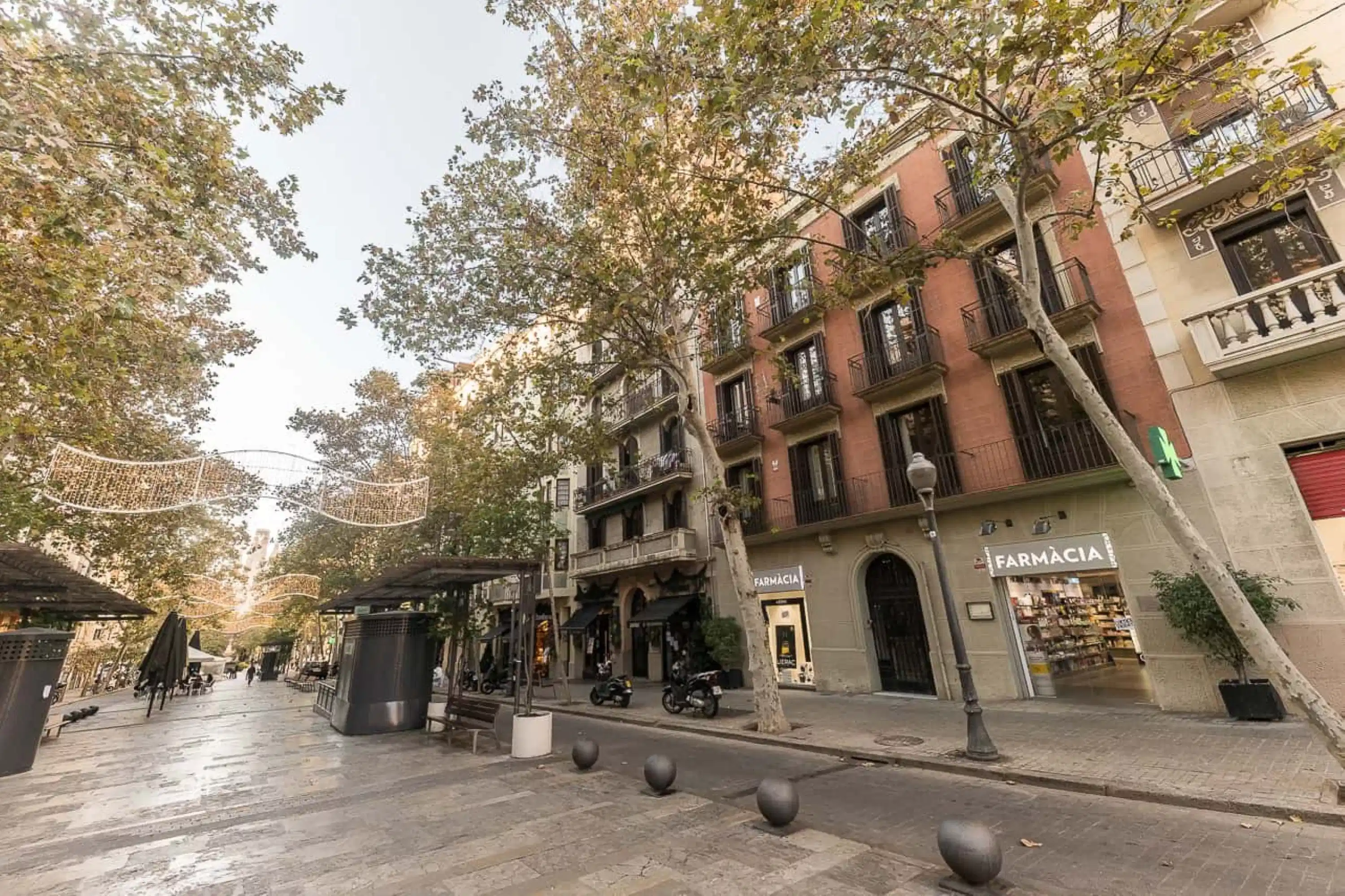 SPC 8025, Barcelona - Barcelona, Spain - Exterior
