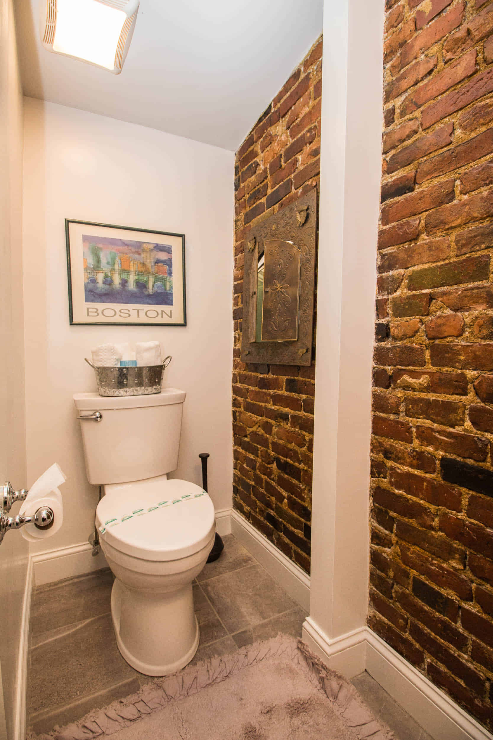 Western Avenue, Boston - Boston, Massachusetts, United States - Bathroom