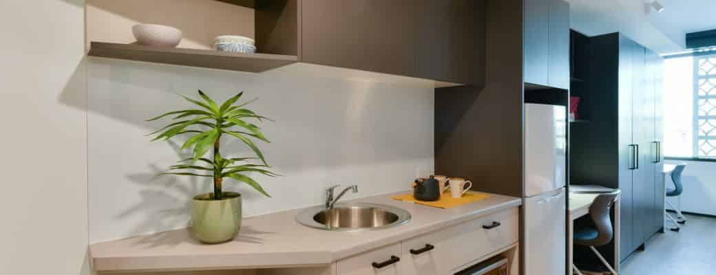Amenities?w=400&h=260&fit=crop&q=40&auto=format&trim=auto
