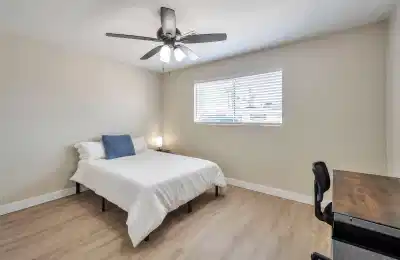 PDP 85017, Phoenix - Phoenix, Arizona, United States - #24972: Room in 10 Bed 3 Bath - Bedroom