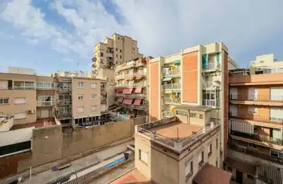 SPC 8930, Sant Adrià de Besòs - Sant Adrià de Besòs, Spain - Exterior