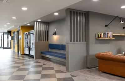 dobbies-point-glasgow-ensuite-3-min (1)?w=400&h=260&fit=crop&q=40&auto=format&trim=auto