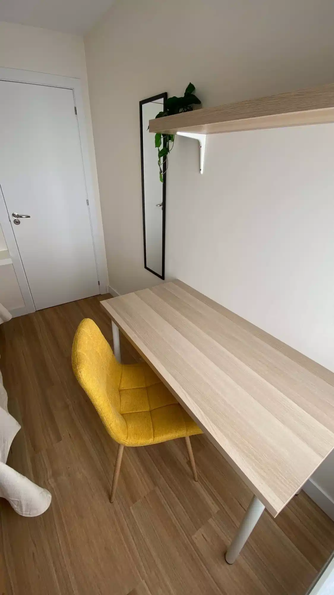 #179501: Room in 4 Bedroom 1 Bathroom (Calle Doctor Mercado) - Bathroom?w=400&h=260&fit=crop&q=40&auto=format&trim=auto