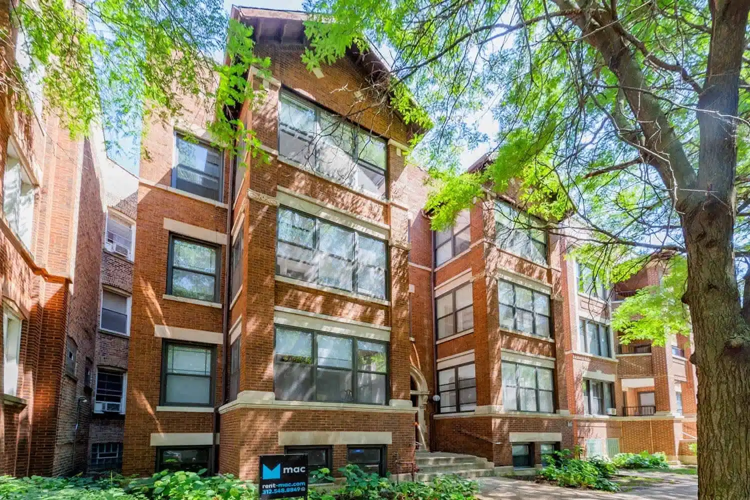 5335-5337 S. Woodlawn Avenue, Chicago - Chicago, Illinois, United States - Exterior
