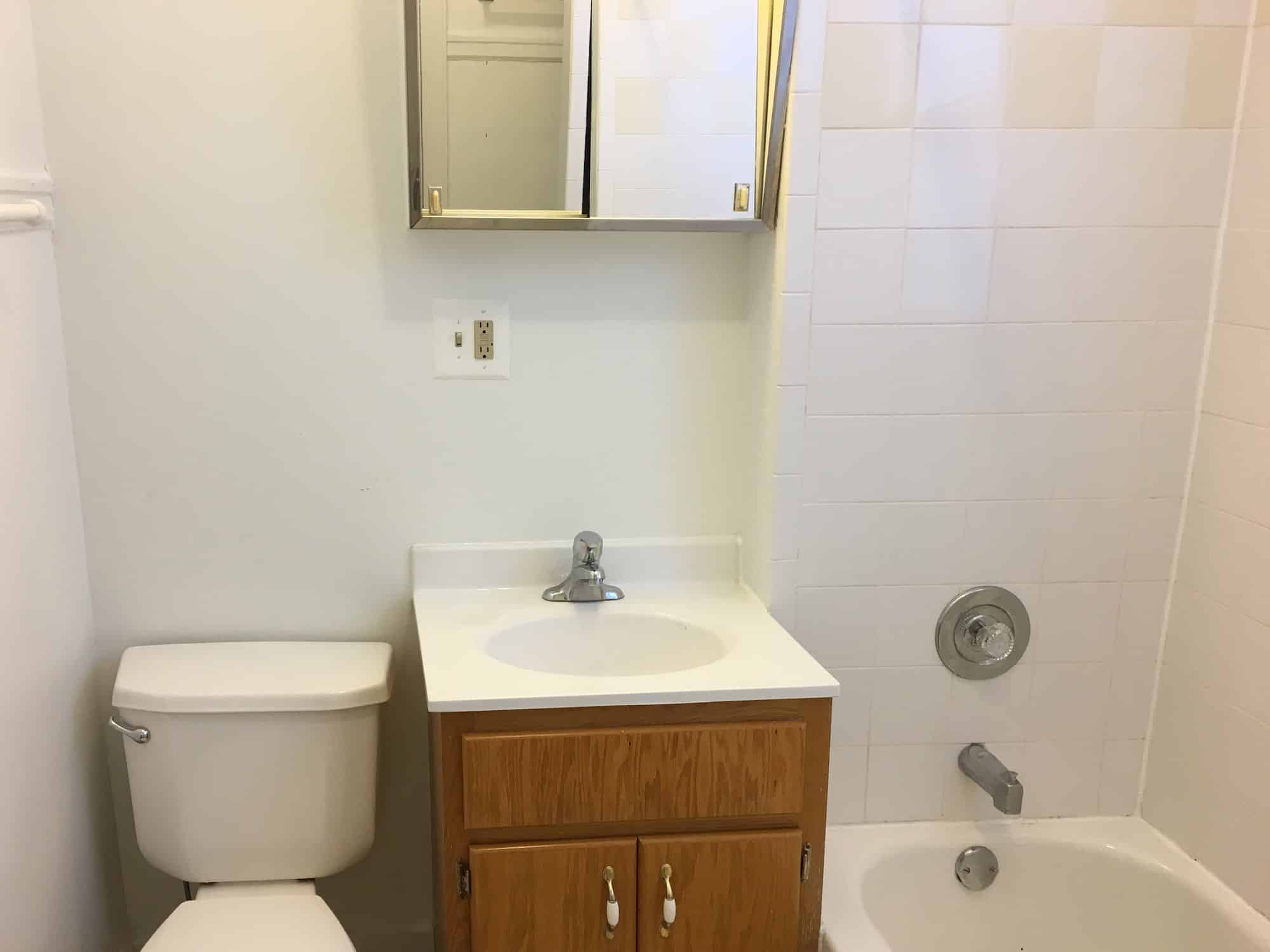 Kitchen?w=400&h=260&fit=crop&q=40&auto=format&trim=auto