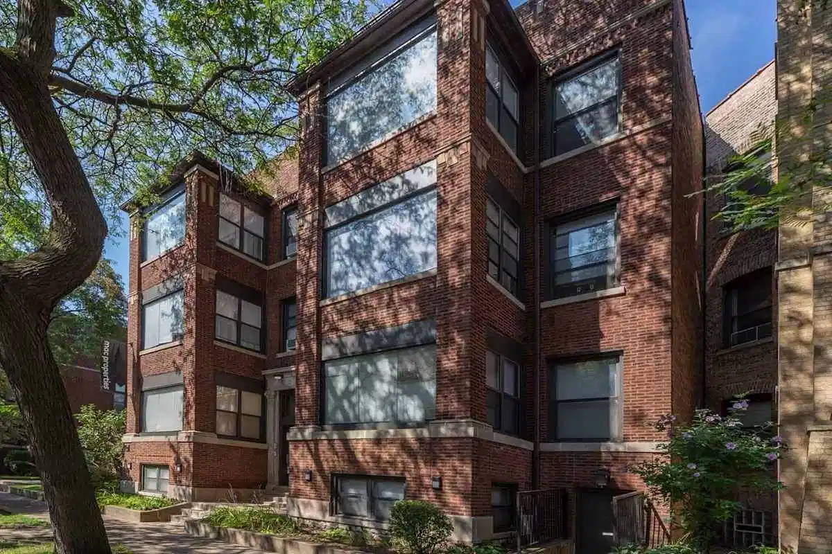 5416 S. Woodlawn Avenue, Chicago - Chicago, Illinois, United States - Exterior