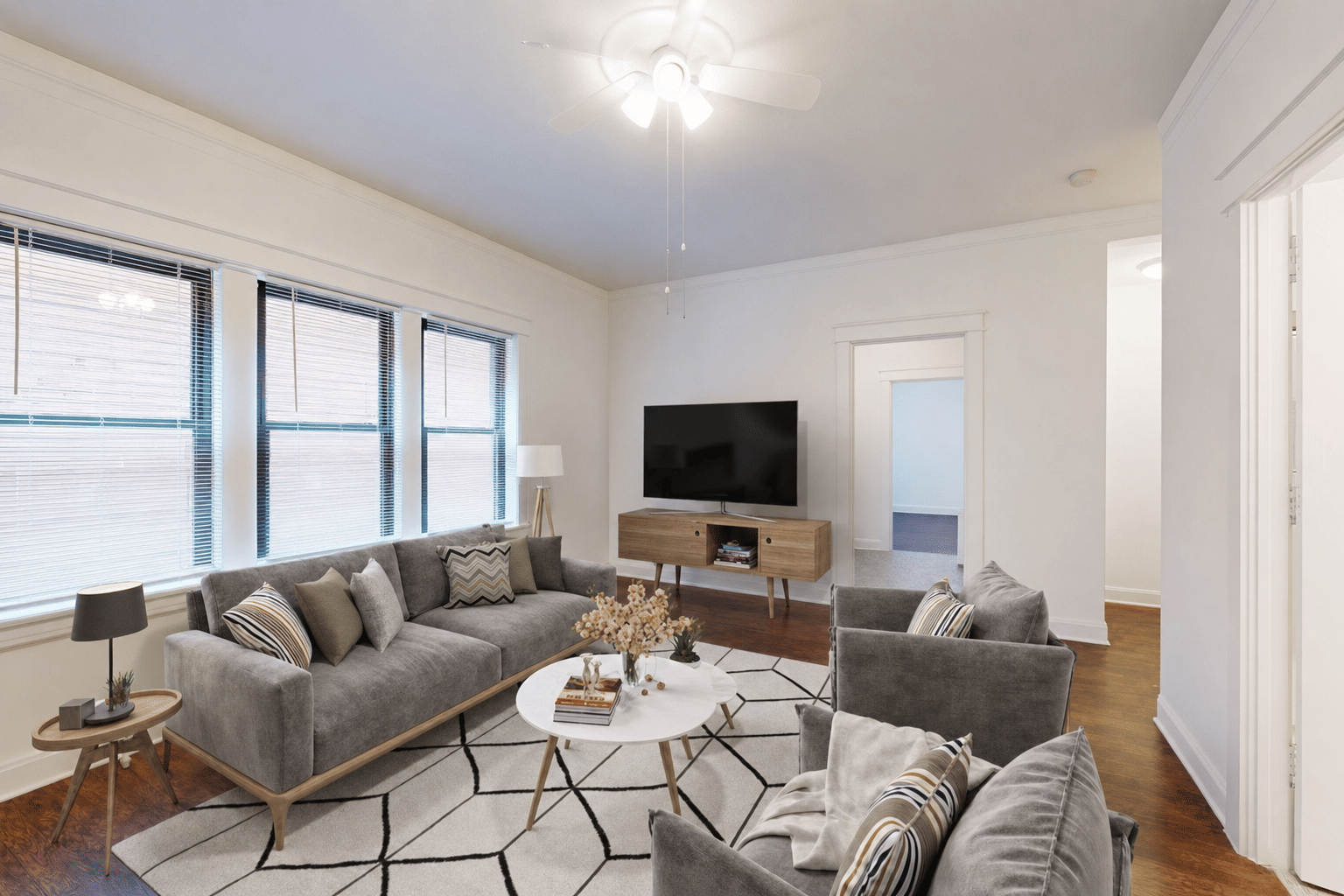 5528-5532 S. Everett Avenue, Chicago - Chicago, Illinois, United States - Common Area