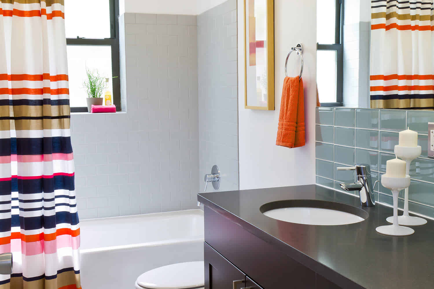 Kitchen?w=400&h=260&fit=crop&q=40&auto=format&trim=auto