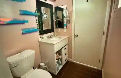 PDP 85226, Chandler - Chandler, United States - #51408: Room in 5 Bed 2 Bath - Bathroom