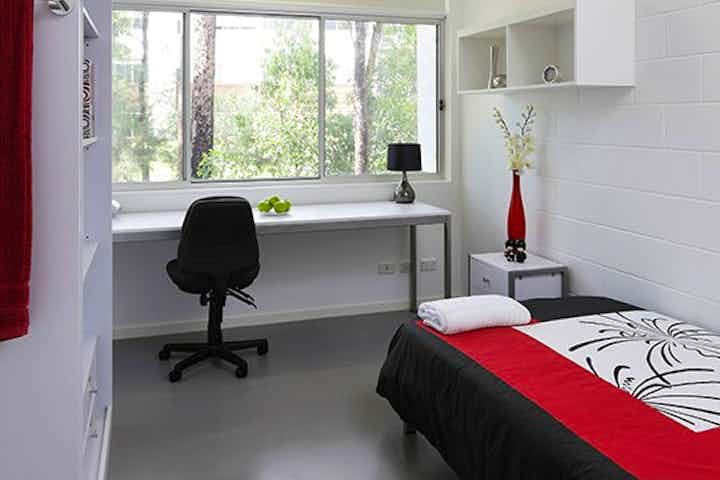2 Bedroom Apartment Premium - Bedroom