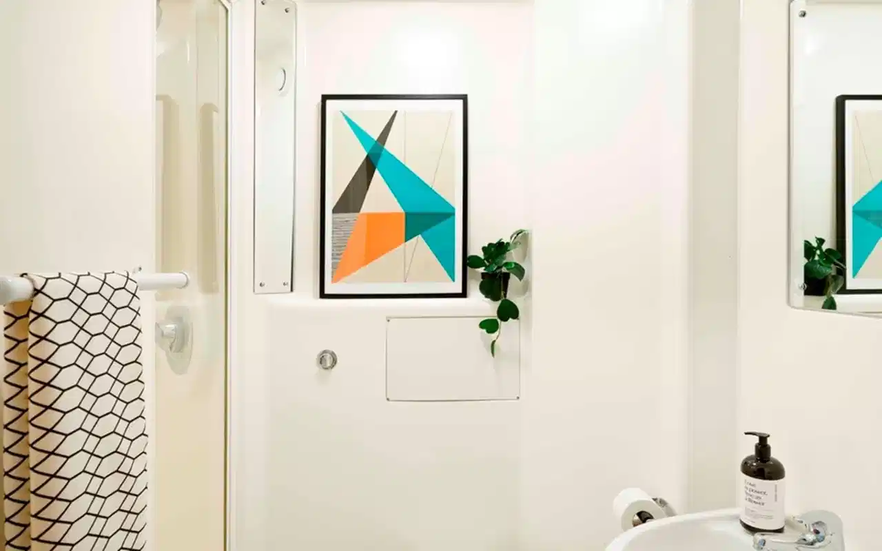 Amenities?w=400&h=260&fit=crop&q=40&auto=format&trim=auto