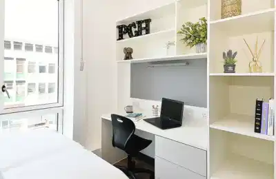 Amenities?w=400&h=260&fit=crop&q=40&auto=format&trim=auto