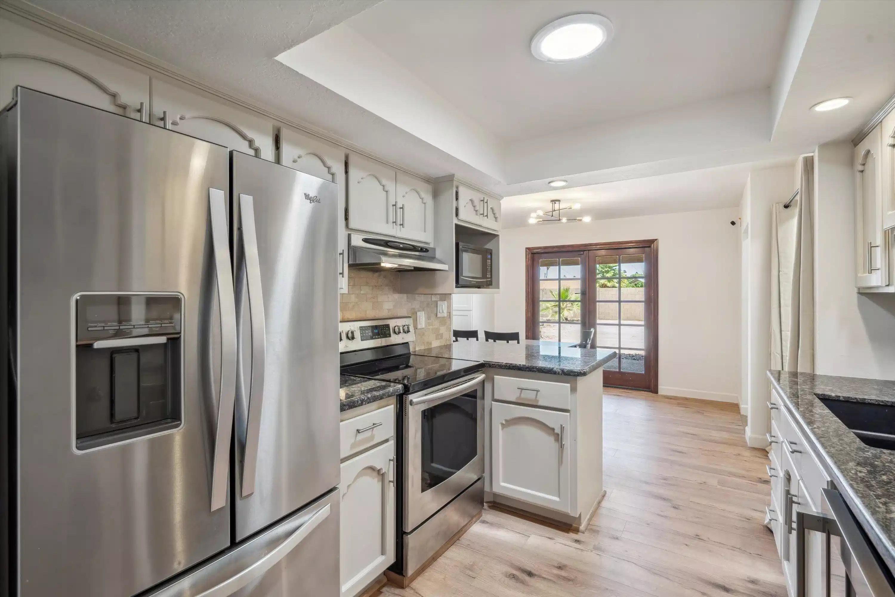 #38145 : Room in 8 Bed 8 Bath - Amenities?w=400&h=260&fit=crop&q=40&auto=format&trim=auto