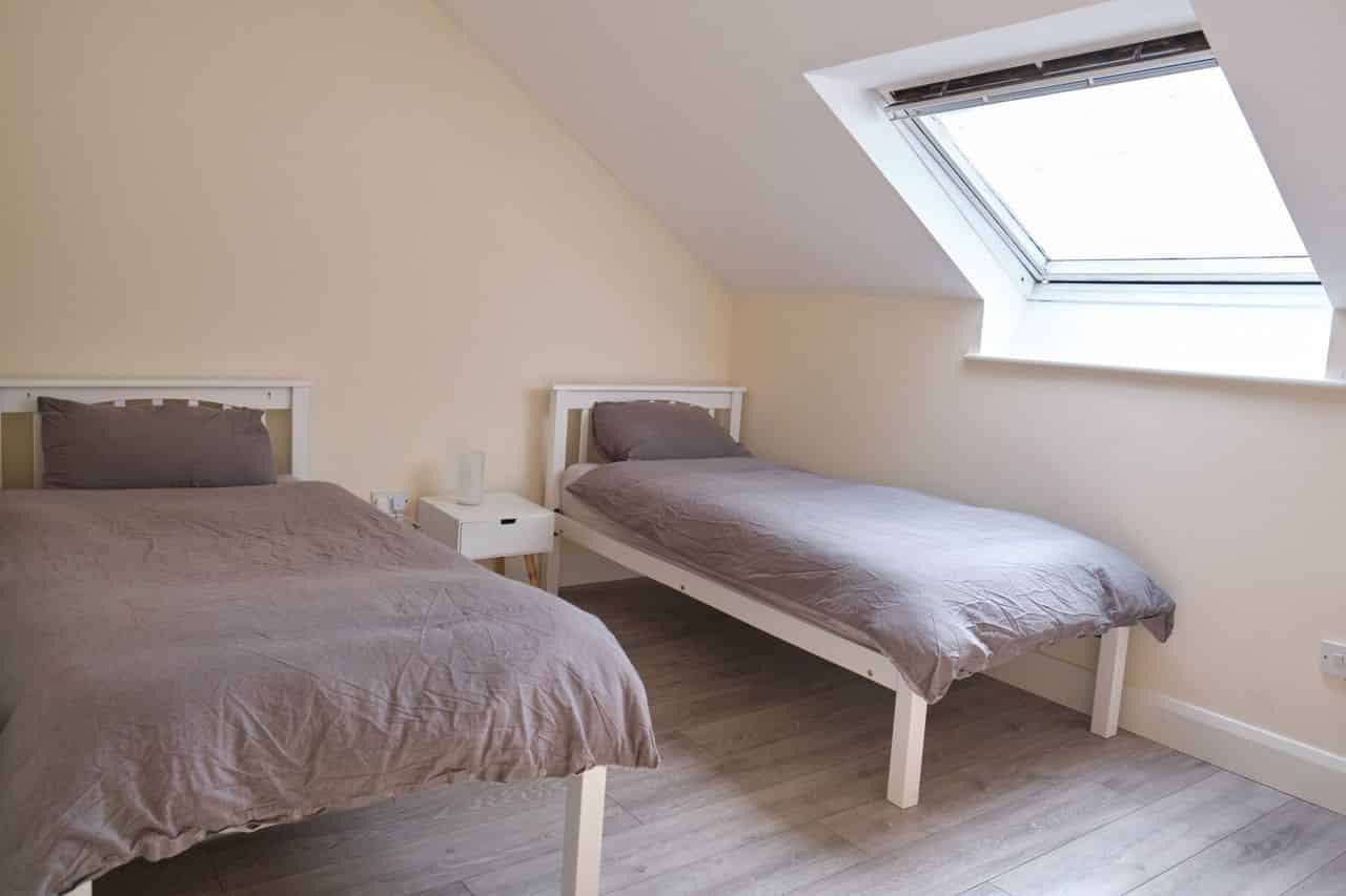 Eglinton Court Apartments, Galway - Galway, Ireland - Bedroom