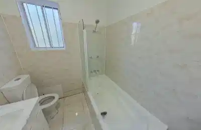 Kitchen?w=400&h=260&fit=crop&q=40&auto=format&trim=auto