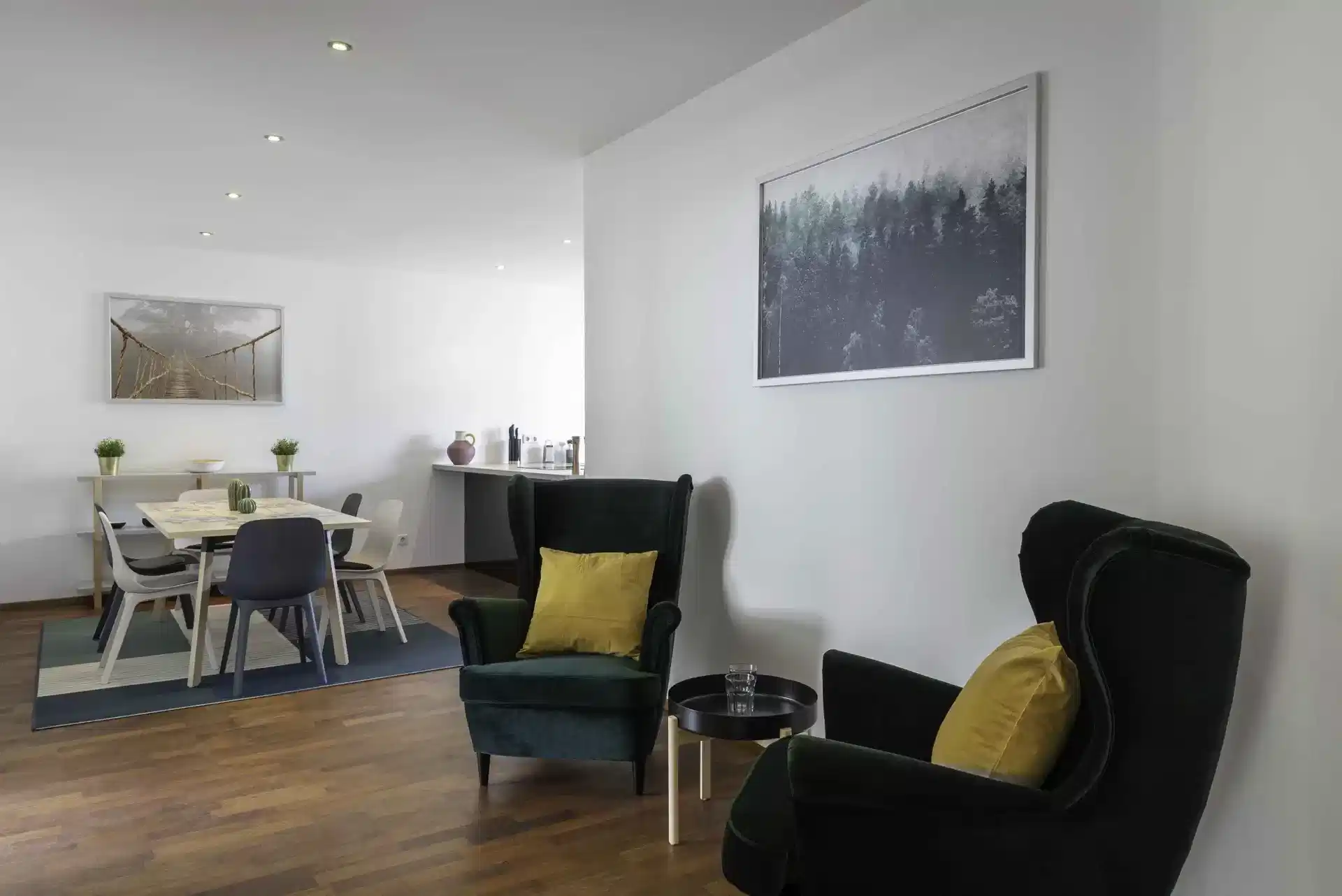 HAB 70176, Stuttgart - Stuttgart, Germany - Amenities