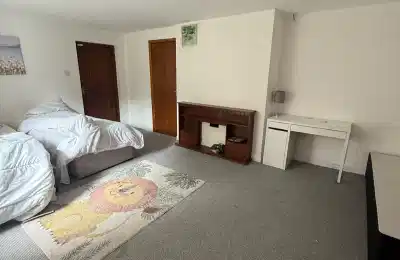 Room in a 5 Bedroom Apartment, Estrella, Taylor's Hill Rd, Galway H91 R52F - Galway, Ireland - Bedroom