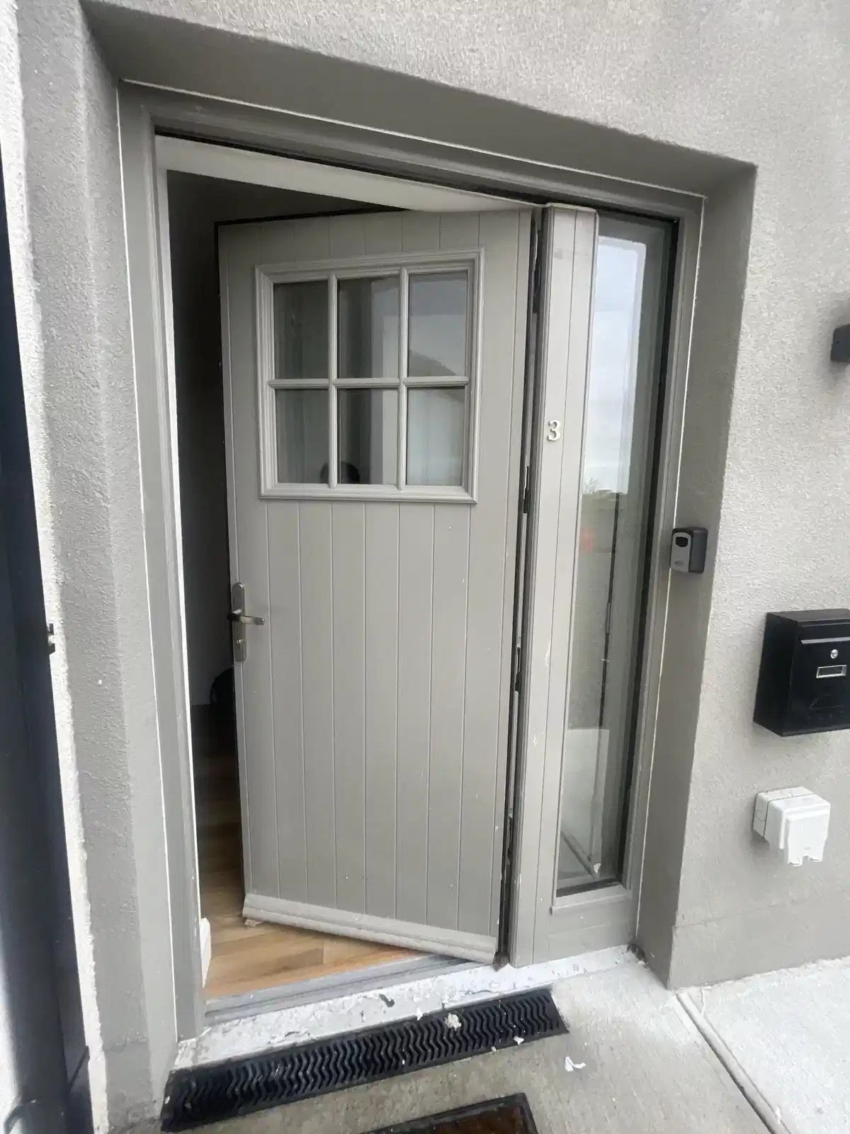 Room in a 5 Bedroom Apartment, 3 Linn Bheag, Rahoon Rd, Galway H91 0H95 - Galway, Ireland - Exterior