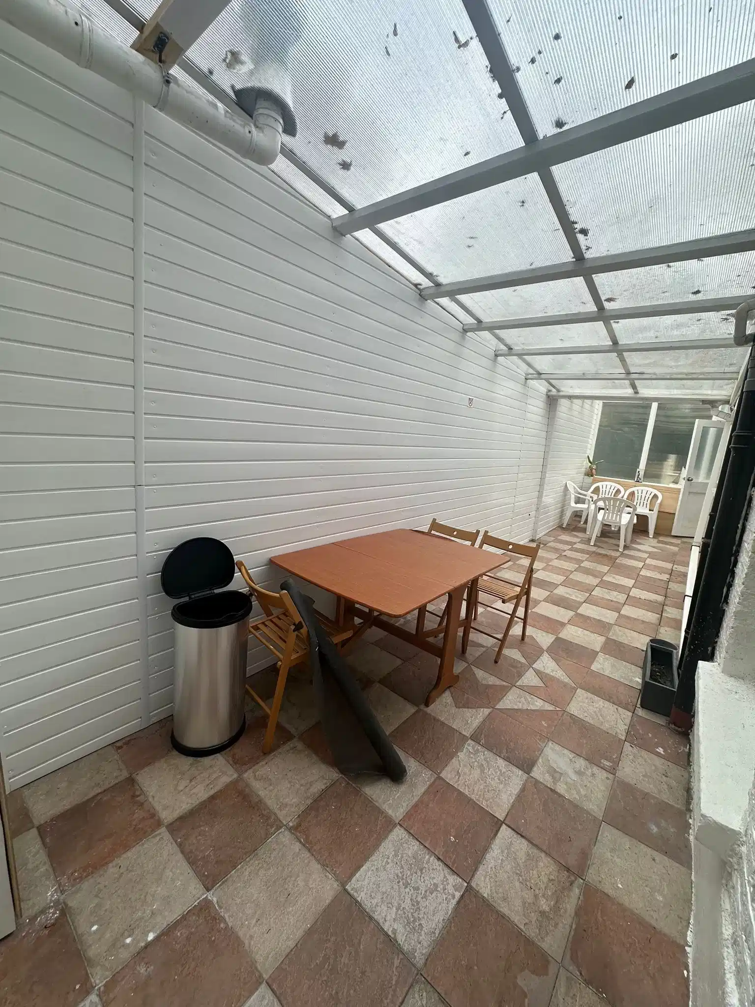 Room in a 4 Bedroom Apartment, 16 Elizabeth Rd, South Tottenham, London N15 5LG - London, England, United Kingdom - Common Area