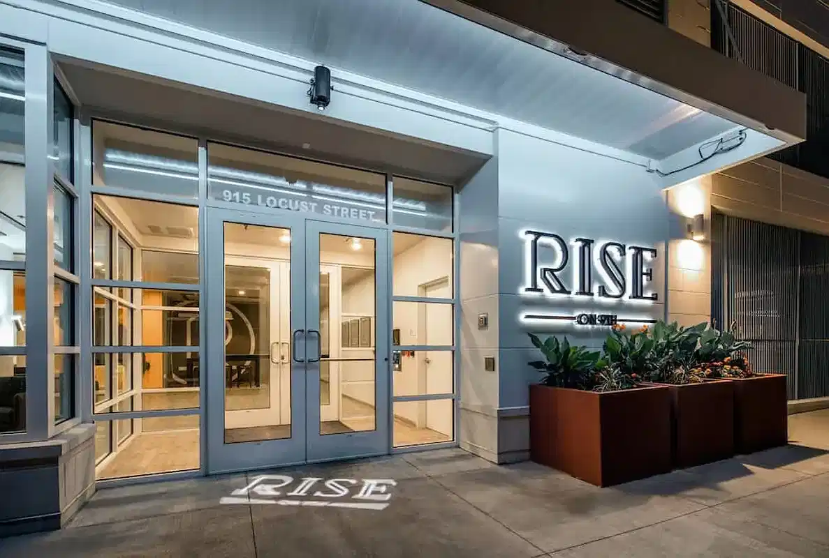 Rise on 9th, Columbia - Columbia, Missouri, United States - Exterior