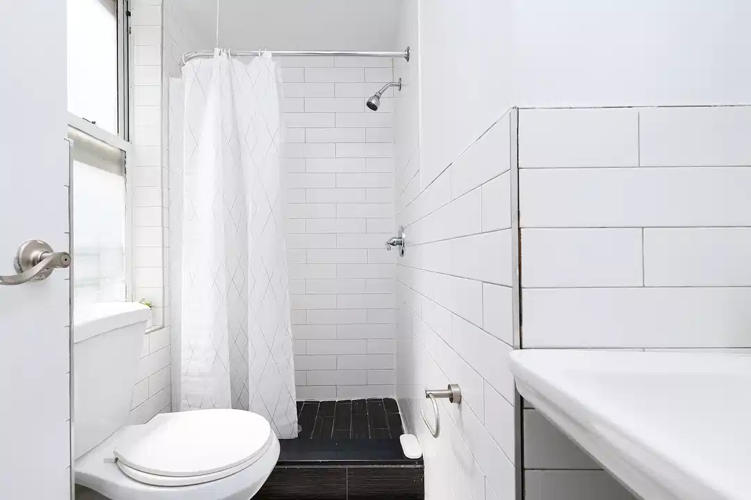 W 141st St, New York - New York City, New York, United States - Bathroom
