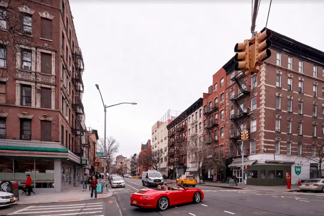E 11th St, New York - New York City, New York, United States - Exterior