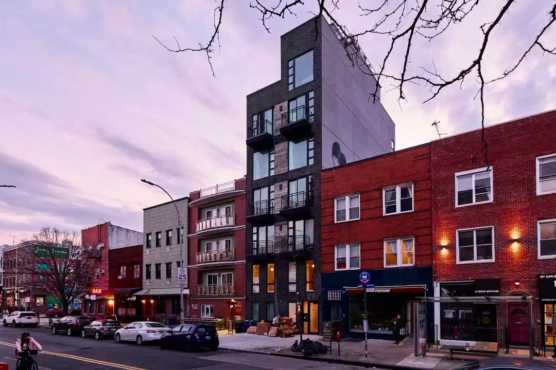 443 Graham Ave, New York - New York City, New York, United States - Exterior