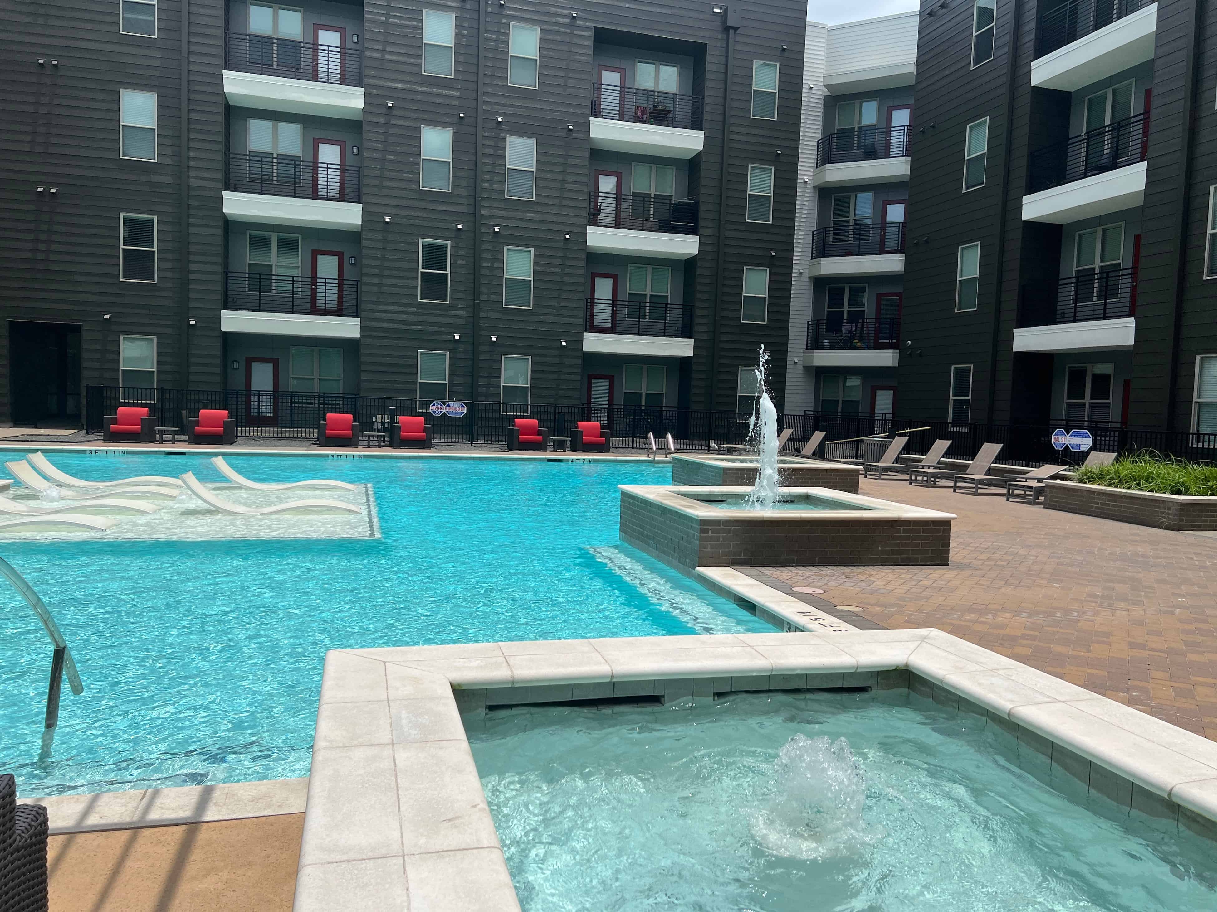 Altitude, Houston - Houston, Texas, United States - Amenities