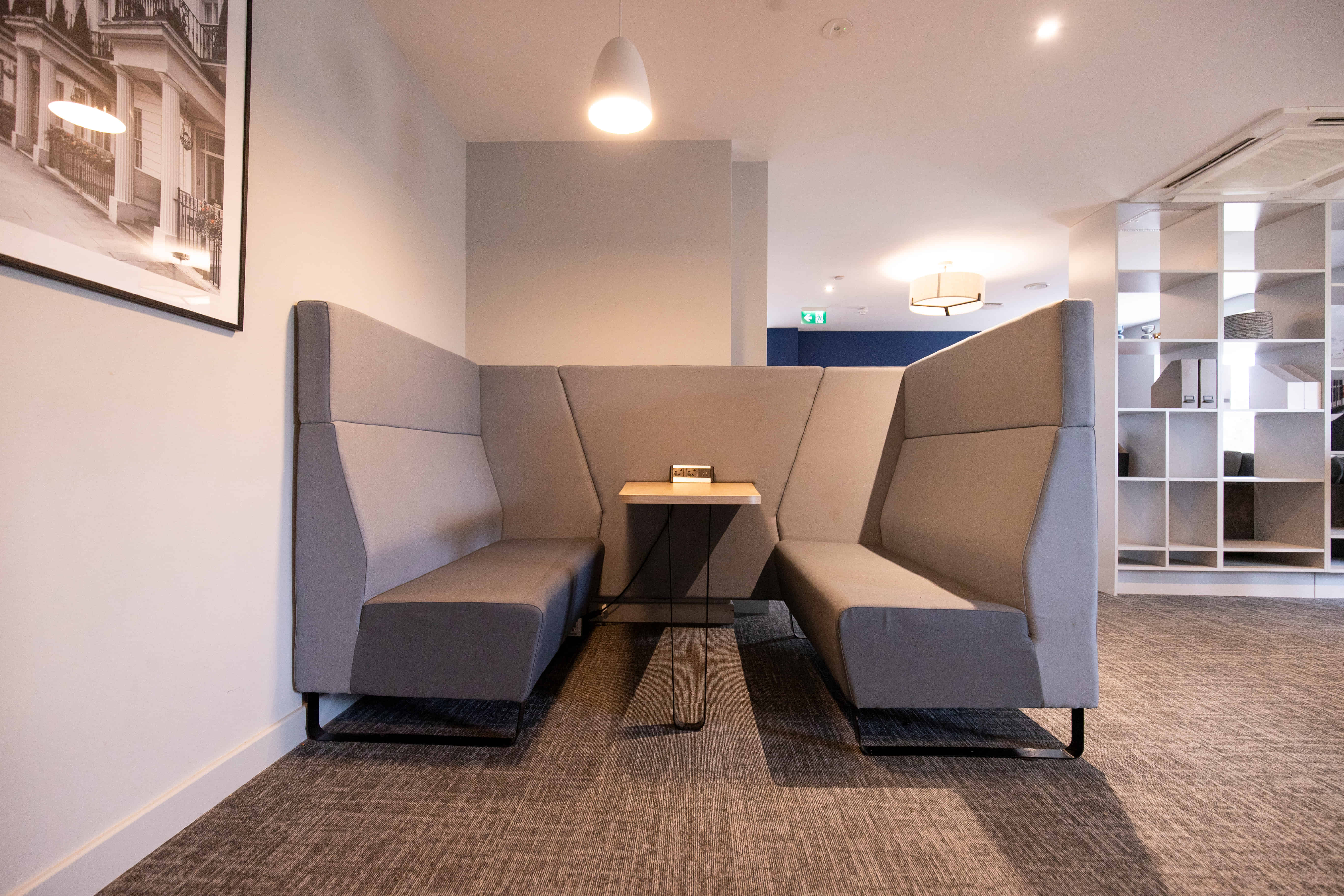 Ash Grove Court, Guildford - Guildford, England, United Kingdom - Amenities