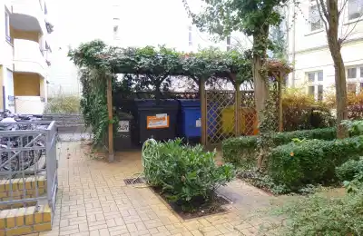 UNP 10627, Berlin - Berlin, Germany - Exterior