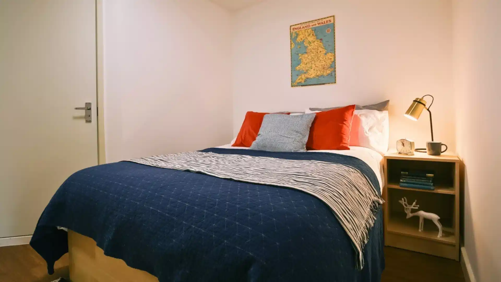 Pavilion Court, Canterbury - Canterbury, England, United Kingdom - Classic Bigger - Studio - Bedroom