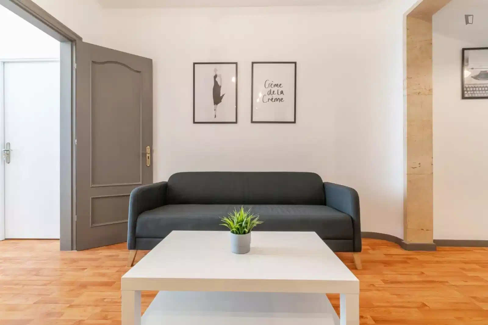 Room in 5 Bed 2 Bath - Bedroom?w=400&h=260&fit=crop&q=40&auto=format&trim=auto