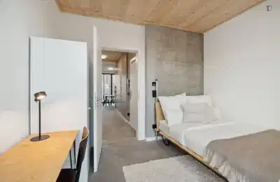UNP 10553, Berlin - Berlin, Germany - Room in 3 Bed 1 Bath - Bedroom